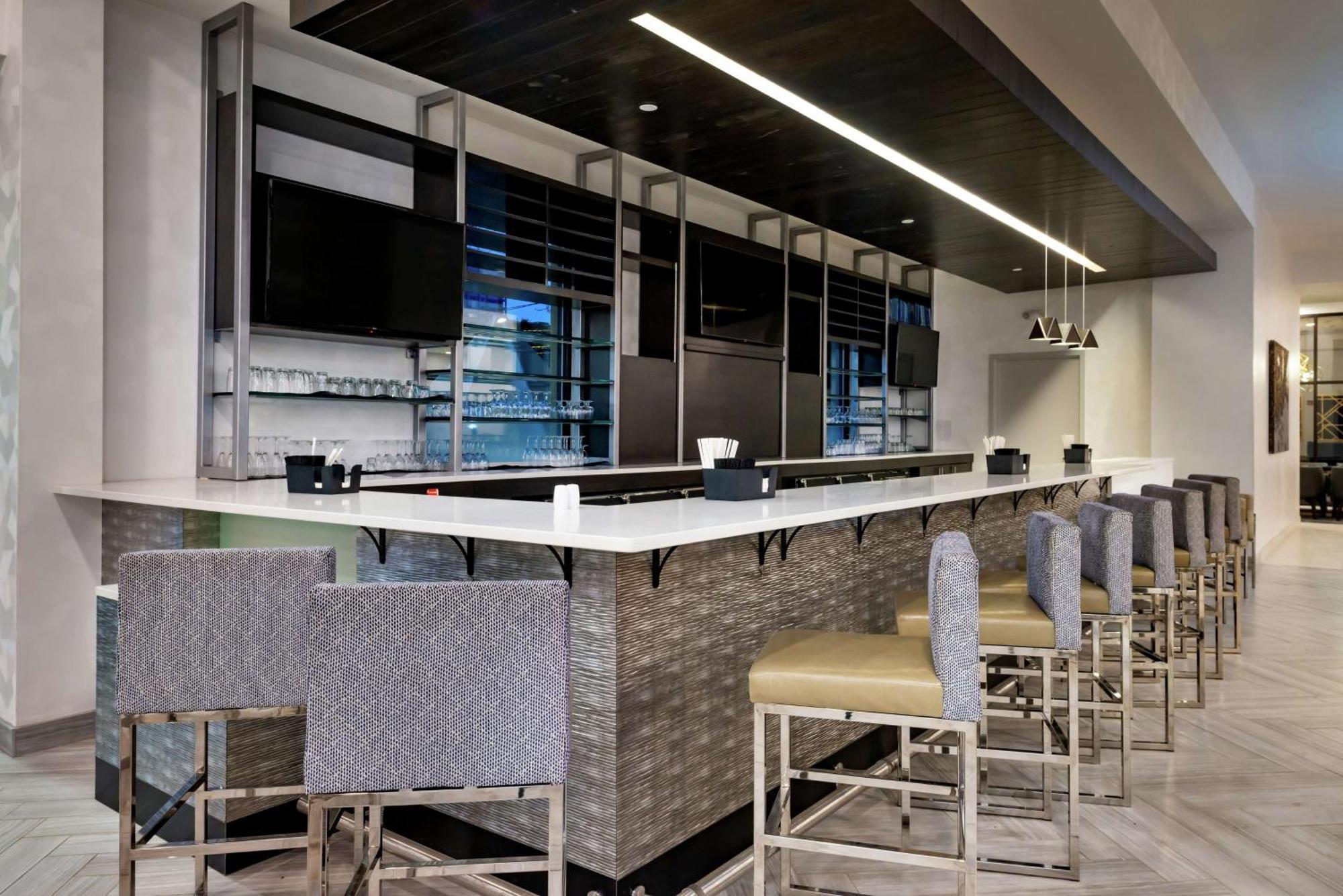 Hilton Garden Inn Columbia Downtown מראה חיצוני תמונה