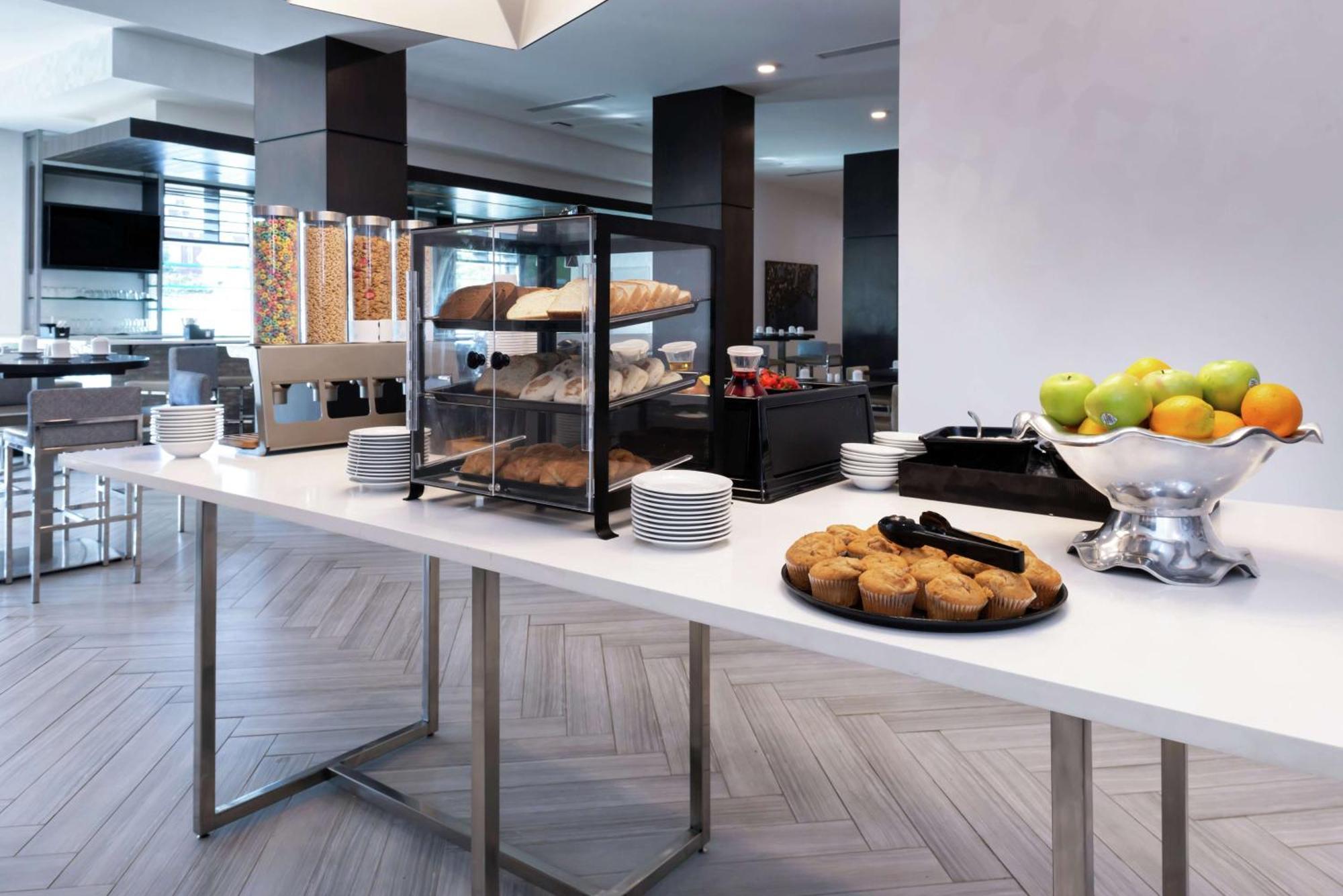 Hilton Garden Inn Columbia Downtown מראה חיצוני תמונה