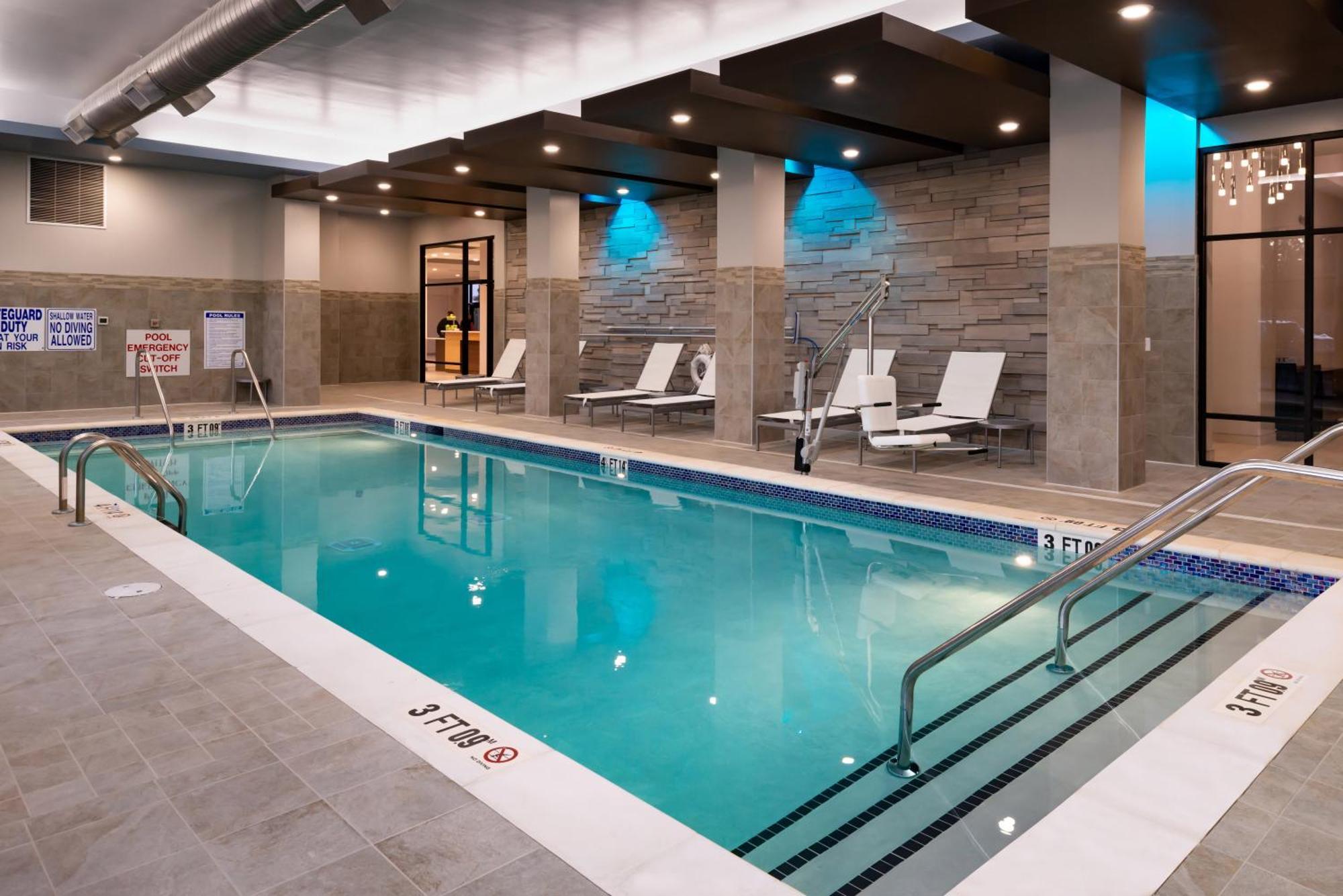 Hilton Garden Inn Columbia Downtown מראה חיצוני תמונה
